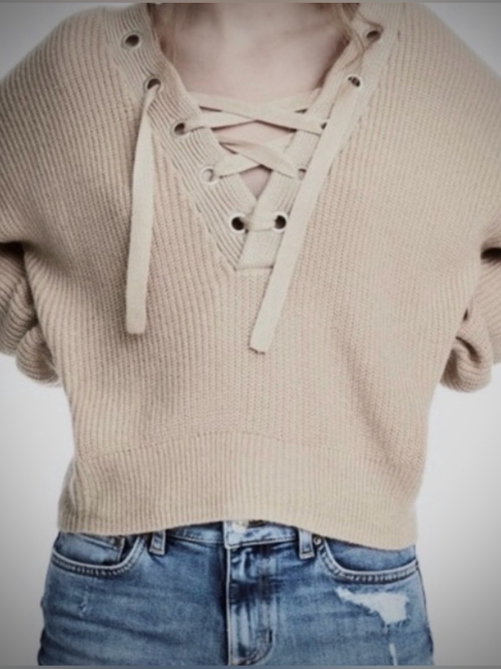H&M Divided Lace-Up V-Neck Cropped Knit Sweater In Oatmeal Womens Size M